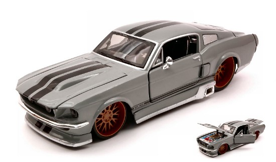 Immagine di FORD MUSTANG GT 1967 1:24