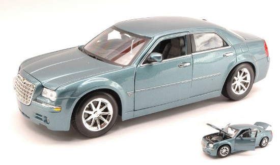 Immagine di CHRYSLER 300 C HEMI 2005 LIGHT METALLIC BLUE 1:18