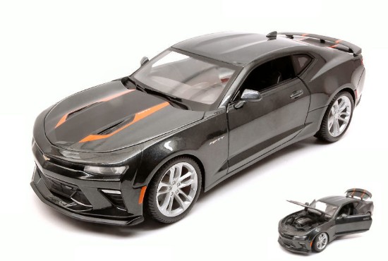Immagine di CHEVROLET CAMARO 50th ANNIVERSARY 2017 SPECIAL EDITION SILVERGUN 1:18