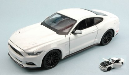 Immagine di FORD MUSTANG GT 2015 WHITE 1:24