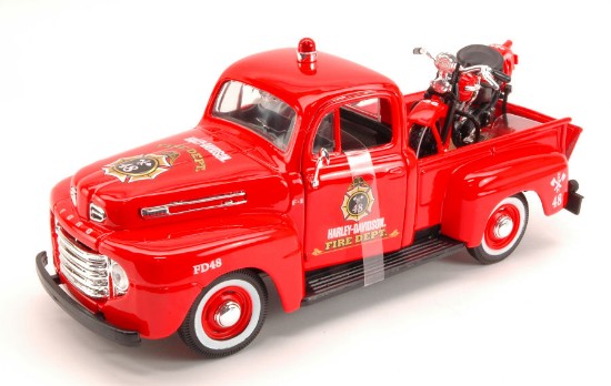 Immagine di FORD F-1 PICK UP 1948 + HARLEY DAVIDSON 1936 EL KNUCKLEHEAD 1:24