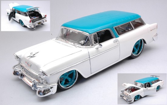 Immagine di CHEVROLET NOMAD 1955 PEARL WHITE/TURQOISE 1:18