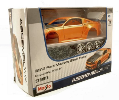 Immagine di FORD MUSTANG STREET RACER 2014 KIT 1:24