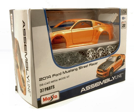 Immagine di FORD MUSTANG STREET RACER 2014 KIT 1:24