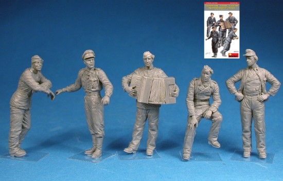 Immagine di GERMAN TANK CREW (NORMANDY 1944) KIT 1:35