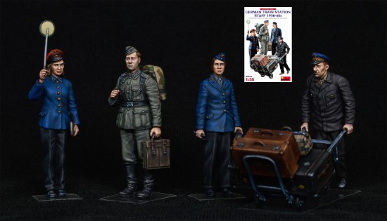 Immagine di GERMAN TRAIN STATION STAFF 1930-40 KIT 1:35