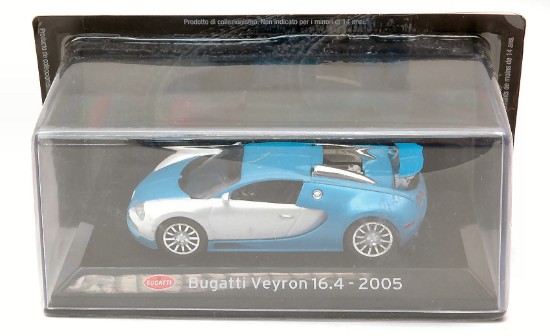 Immagine di BUGATTI VEYRON 16.4 2005 PEARL WHITE/LIGHT BLUE 1:43