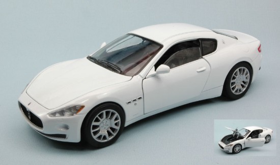 Immagine di MASERATI GRAN TURISMO 2007 PEARL WHITE 1:24