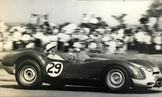Immagine di LISTER JAGUAR N.29  WINNER DAILY EXPRESS 1958 S.MOSS 1:43
