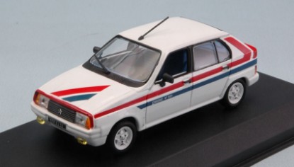 Immagine di CITROEN VISA II CHRONO 1982 WHITE/RED/BLUE 1:43