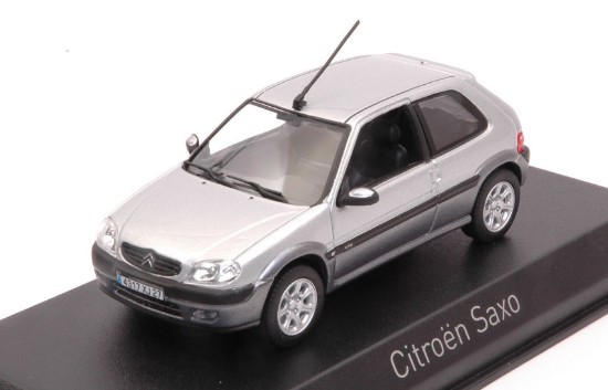 Immagine di CITROEN SAXO VTS 2001 SILVER E DARK GREY 1:43