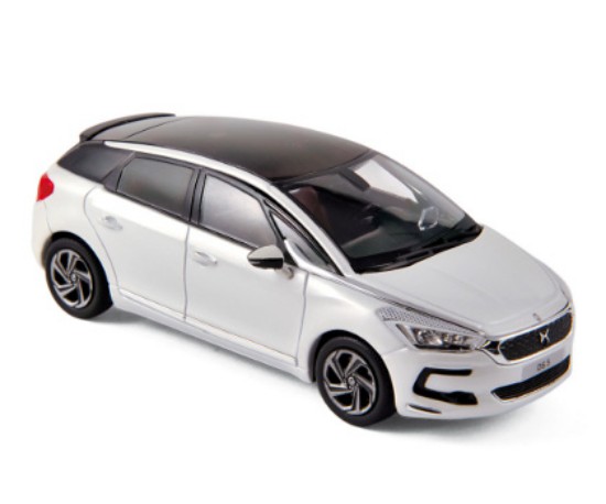 Immagine di CITROEN DS 5 2015 PEARLY WHITE 1:43