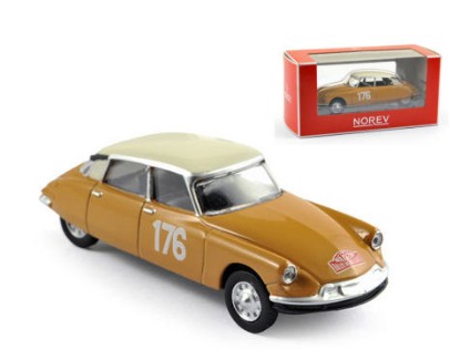 Immagine di CITROEN ID 19 N.176 WINNER MONTE CARLO 1959 COLTELLONI-ALEXANDRE 1:64