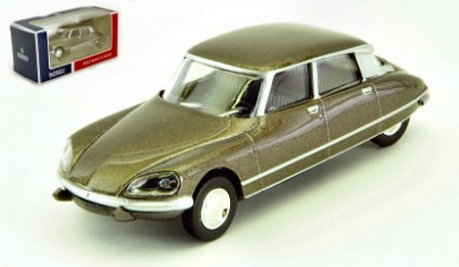 Immagine di CITROEN DS 19 METALLIC BROWN 1:64