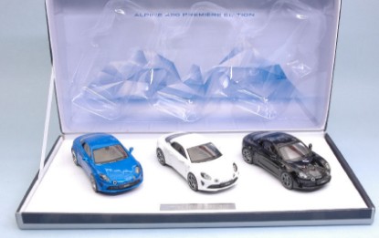 Immagine di COFFRET ALPINE PREMIERE EDITION 2017 (3 CARS) 1:43
