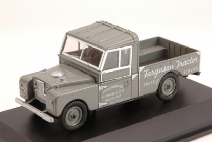 Immagine di LAND ROVER SERIES 109 PICK UP FERGUSON TRACTOR 1:43