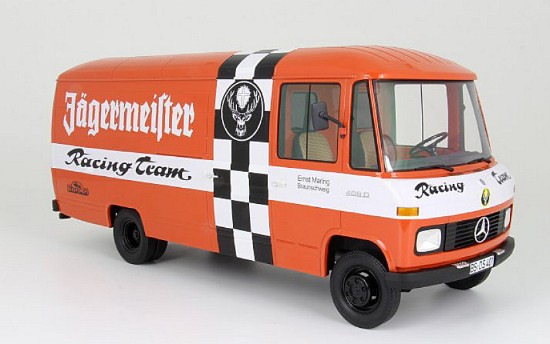 Immagine di MERCEDES L 408 KASTENWAGEN 1972 JAGERMEISTER RACING TEAM 1:18
