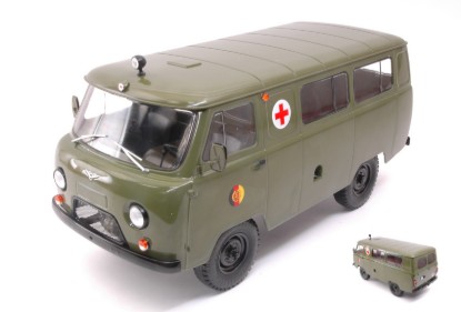 Immagine di UAZ 452A AMBULANCE (3962) NVA 1:18