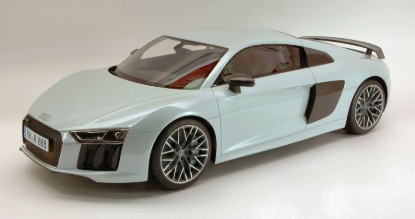 Immagine di AUDI R8 COUPE  2015 SUZUKAGREY LIM.ED.PCS 500 1:12