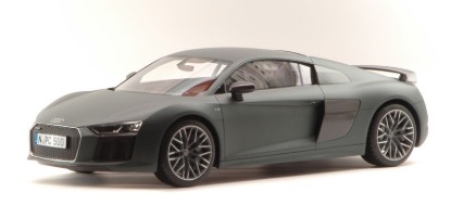 Immagine di AUDI R8 COUPE  2015 MATT OLIVE GREEN 1:12