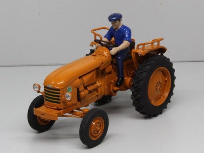 Immagine di TRATTORE RENAULT D35 1:32