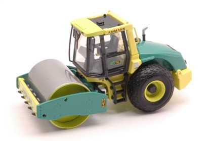 Immagine di RULLO COMPRESSORE AMMAN ASC 110 PARATIE VERDI 1:50