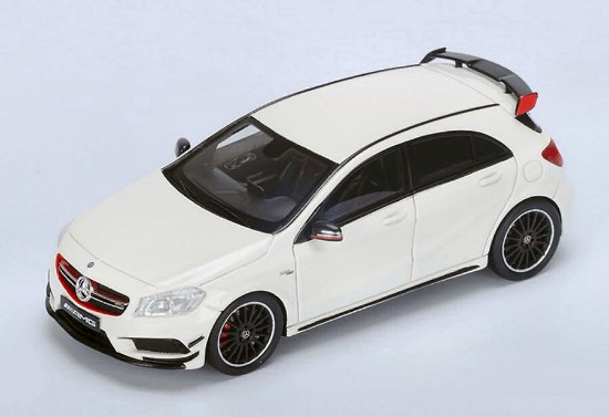 Immagine di MERCEDES A 45 AMG 2014 WHITE 1:43