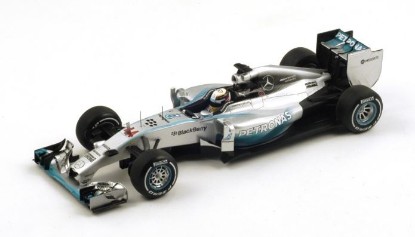 Immagine di MERCEDES F1 W05 L.HAMILTON 2014 N.44 WINNER BRITISH GP 1:18
