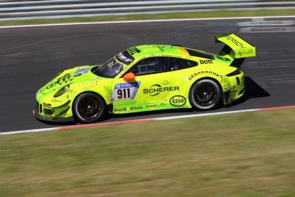 Immagine di PORSCHE 911 GT3 N.911 DNF 24H NURBURGRING 2017 DUMAS-MAKOWIECKI-P.1:18