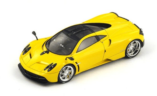 Immagine di PAGANI HUAYRA 2012 YELLOW 1:43