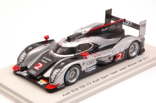 Immagine di AUDI R18 TDI N.2 WINNER LM 2011 M.FASSLER-A.LOTTERER-B.TRELUYER 1:43 REP