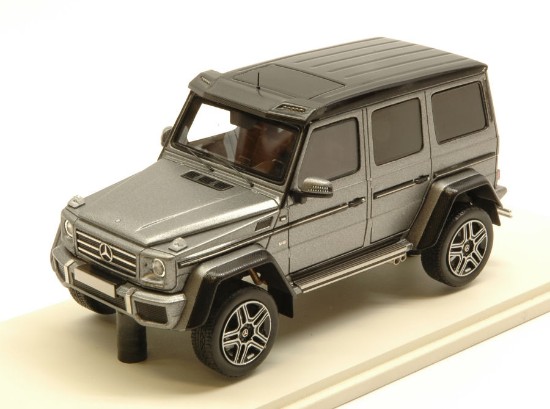 Immagine di MERCEDES AMG G550 4X4² 2016 SILVER 1:43




