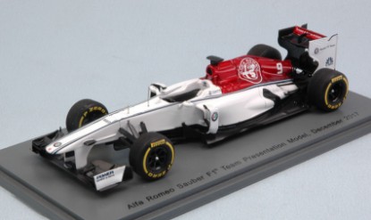 Immagine di ALFA ROMEO SAUBER F1 PRESENTATION 2018 1:43