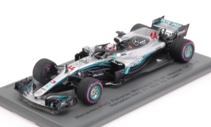 Immagine di MERCEDES L.HAMILTON 2018 N.44 WORLD CHAMPION W/PIT BOARD 1:43