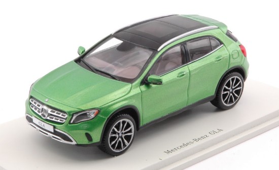 Immagine di MERCEDES GLA 250 2017 GREEN 1:43