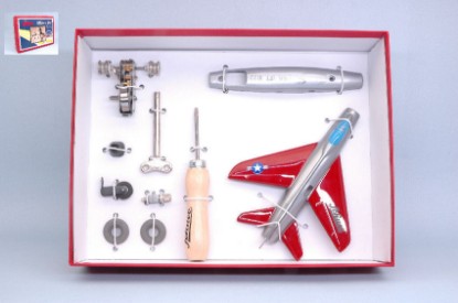 Immagine di MICRO JET SUPER SABRE CONSTR.cm 13 (BOX cm 24x18) METAL KIT