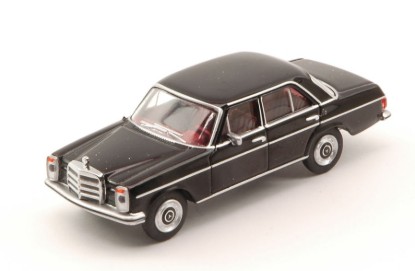 Immagine di MERCEDES 200 D BLACK 1:64