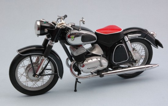 Immagine di DKW RT 350 BLACK 1:10