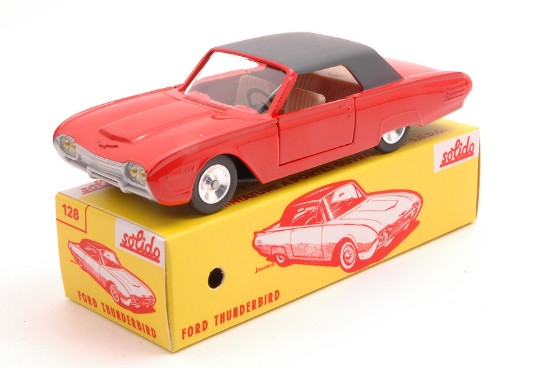 Immagine di FORD THUNDERBIRD LIGHT RED CLUB SOLIDO 1:43