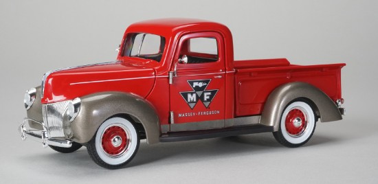 Immagine di FORD PICK UP 1940 MASSEY FERGUSON 1:25