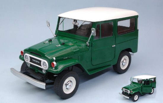 Immagine di TOYOTA LAND CRUISER FJ40 1967 GREEN W/WHITE ROOF 1:18