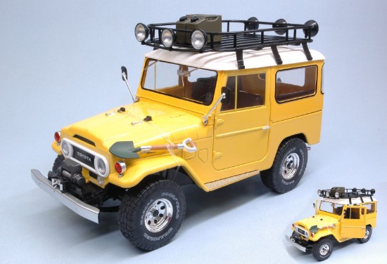 Immagine di TOYOTA LAND CRUISER FJ40 1967 YELLOW W/WHITE ROOF 1:18