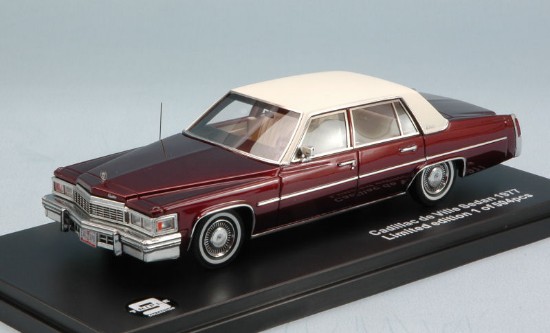 Immagine di CADILLAC DE VILLE SEDAN 1977 WINE-RED/WHITE 1:43