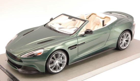 Immagine di ASTON MARTIN VANQUISH VOLANTE 2014 GREEN/WHITE INTERIOR LIM.PCS 30 1:18