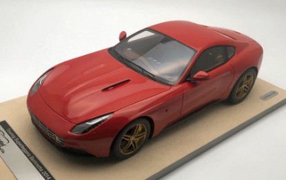 Immagine di TOURING SUPERLEGGERA ON FERRARI F12 2016 RED AND GOLD WHEELS LIM.60 1:18