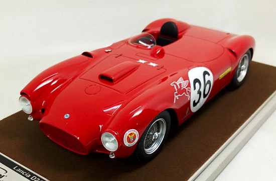Immagine di LANCIA D24 N.36 WINNER CARRERA PAN.1953 FANGIO-G.BRONZONI LIM.100 1:18