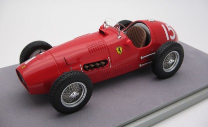 Immagine di FERRARI 500 F2 N.15 WINNER ENGLAND GP 1952 A.ASCARI 1:18
