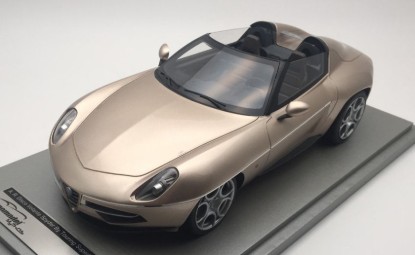 Immagine di ALFA ROMEO DISCO VOLANTE SPYDER 2016 MET.CHAMPAGNE 1:18