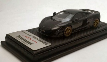 Immagine di MCLAREN 675 LT ONYX BLACK WITH GOLD WHEELS 2016 1:43
