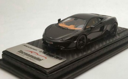 Immagine di MCLAREN 570S ONYX BLACK TITANIUM WHEELS 2015 1:43